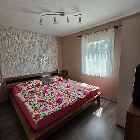 Appartement Apartma Plevnik Podčetrtek